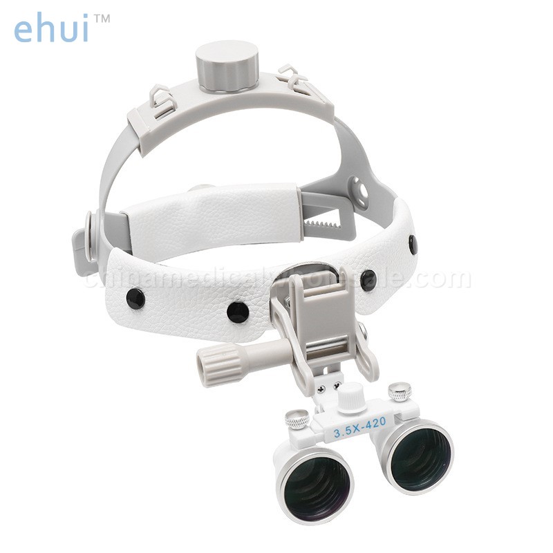 Head mounted oral cavity magnifier plastic lamp