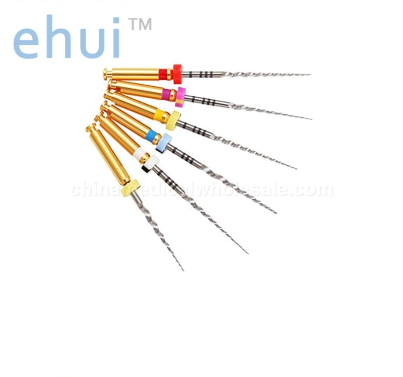 A wholesaler of high-quality dental consumables root canal files in the clinic