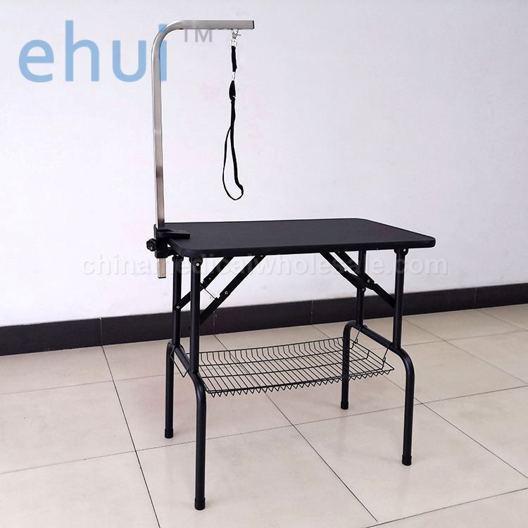 Portable foldable Pet Beauty platform designed for families and pet clinics